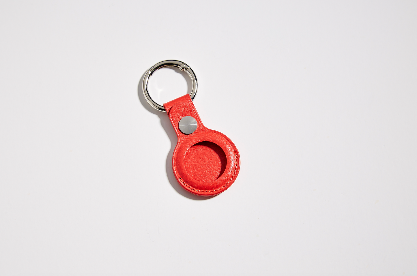 Apple AirTag Leather Key Ring - CONSOMNIO